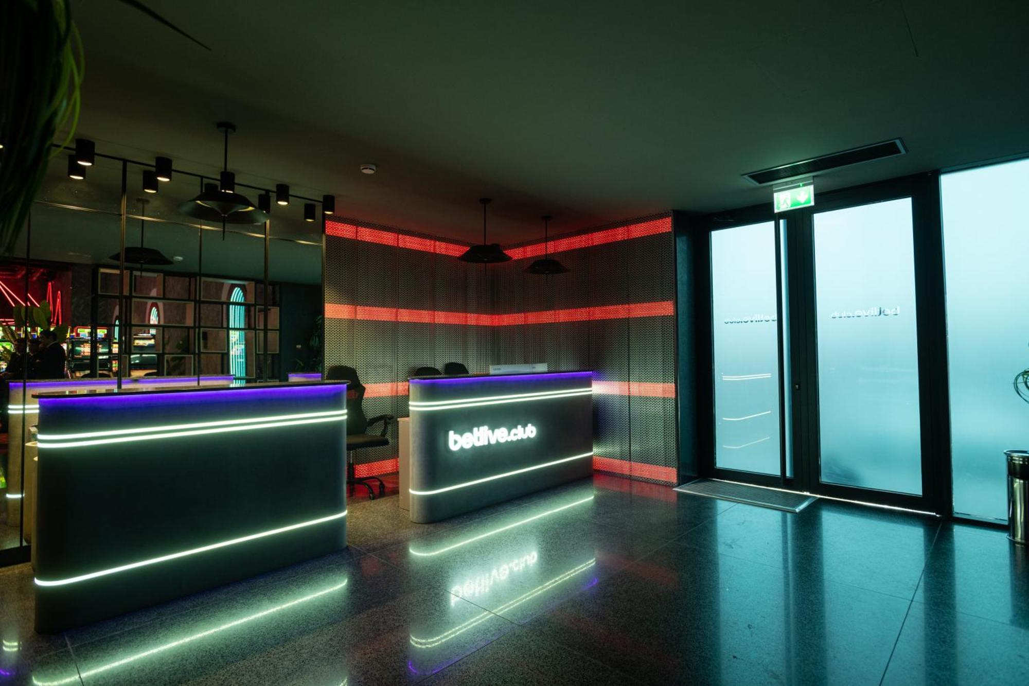 Bet25 Hotel Batumi Exterior photo